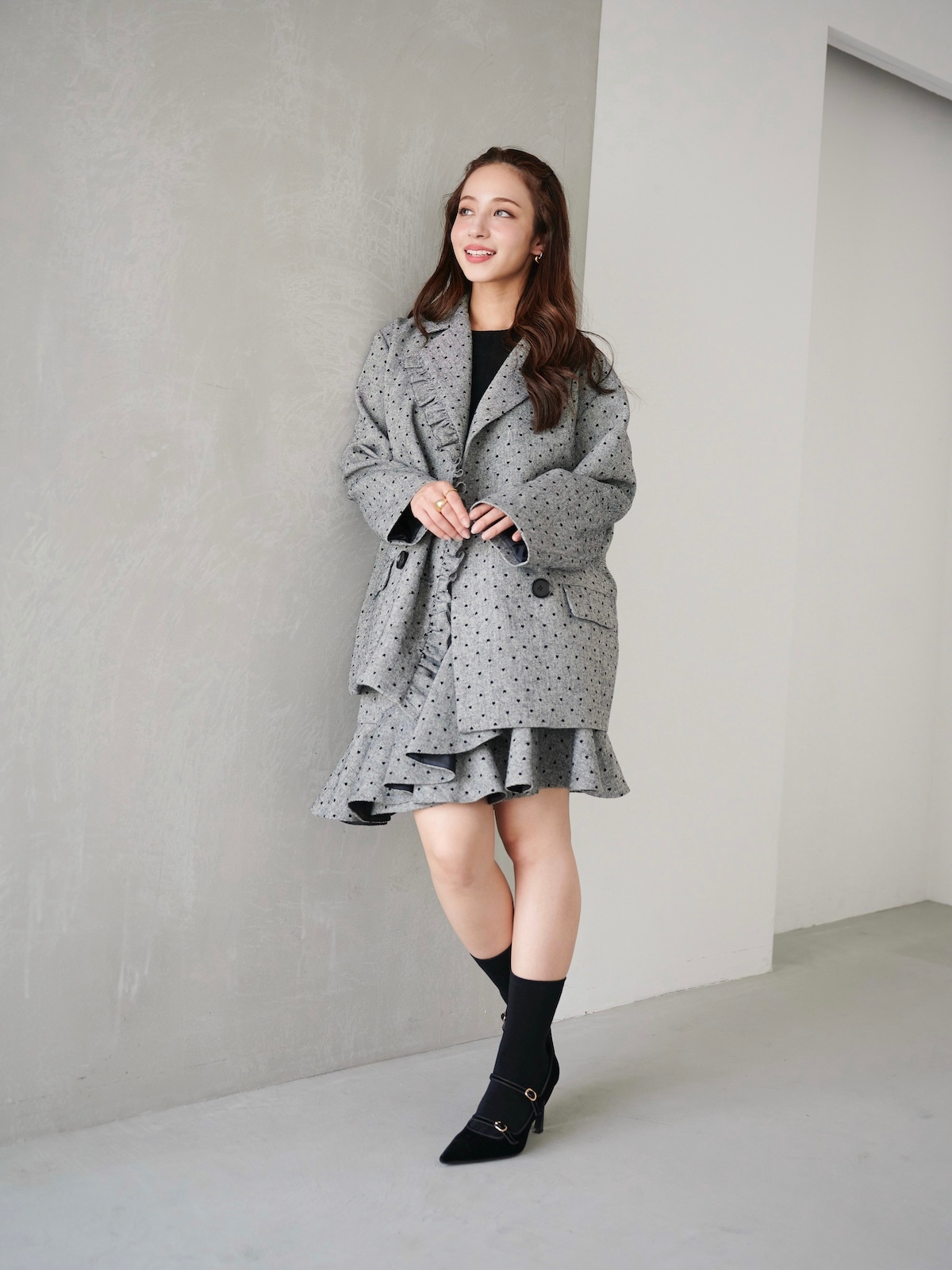 お値下げ！【美品】42 　Eiko Kondo　茶系　フリル ジャケット フリルフードティアードジャケット【宅配便】 | Fit more