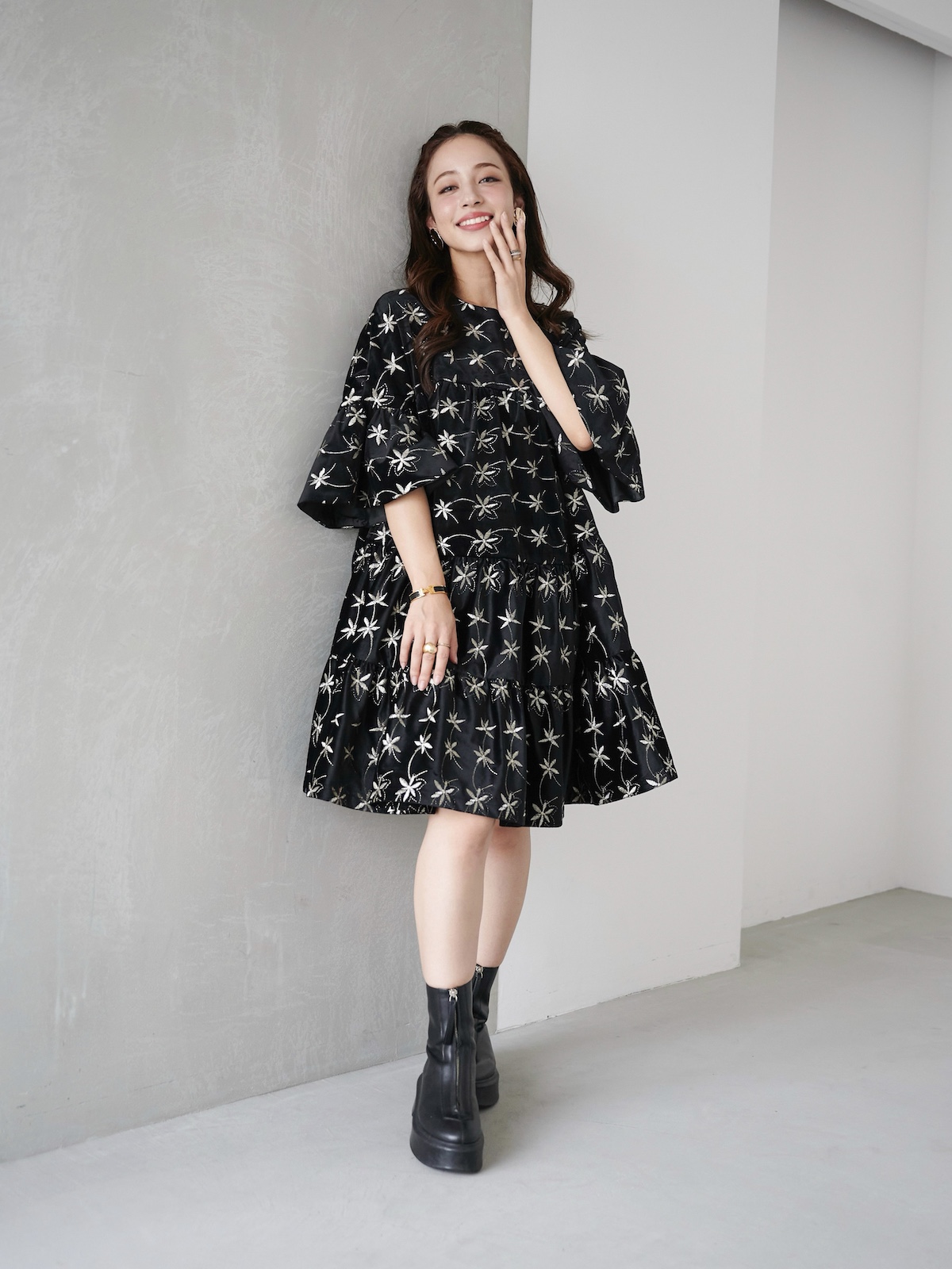 コーデュロイエンブロイダリーワンピー【残り1点】 | DRESS | OBLI