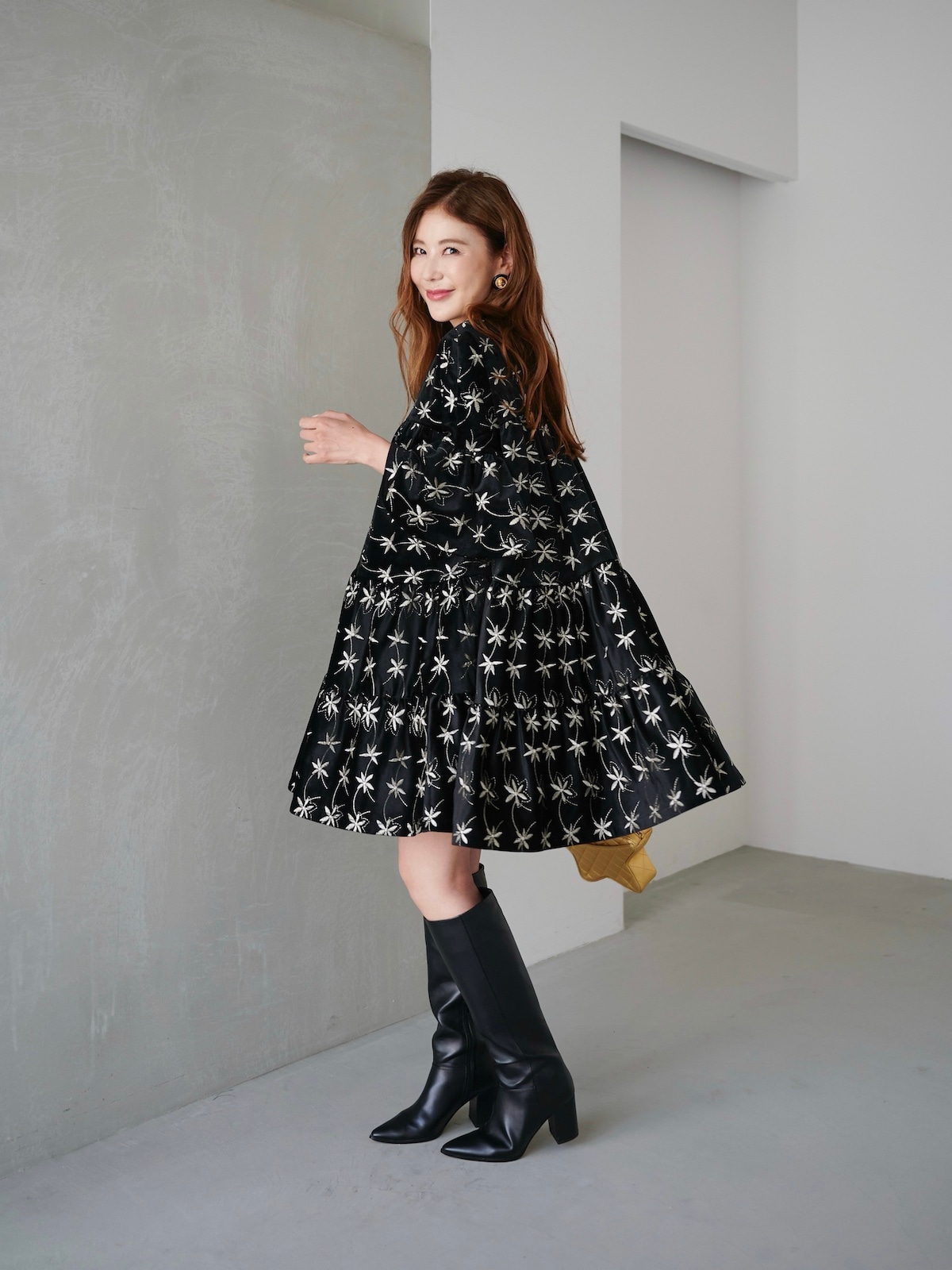コーデュロイエンブロイダリーワンピース【9/19(金)21:00発売