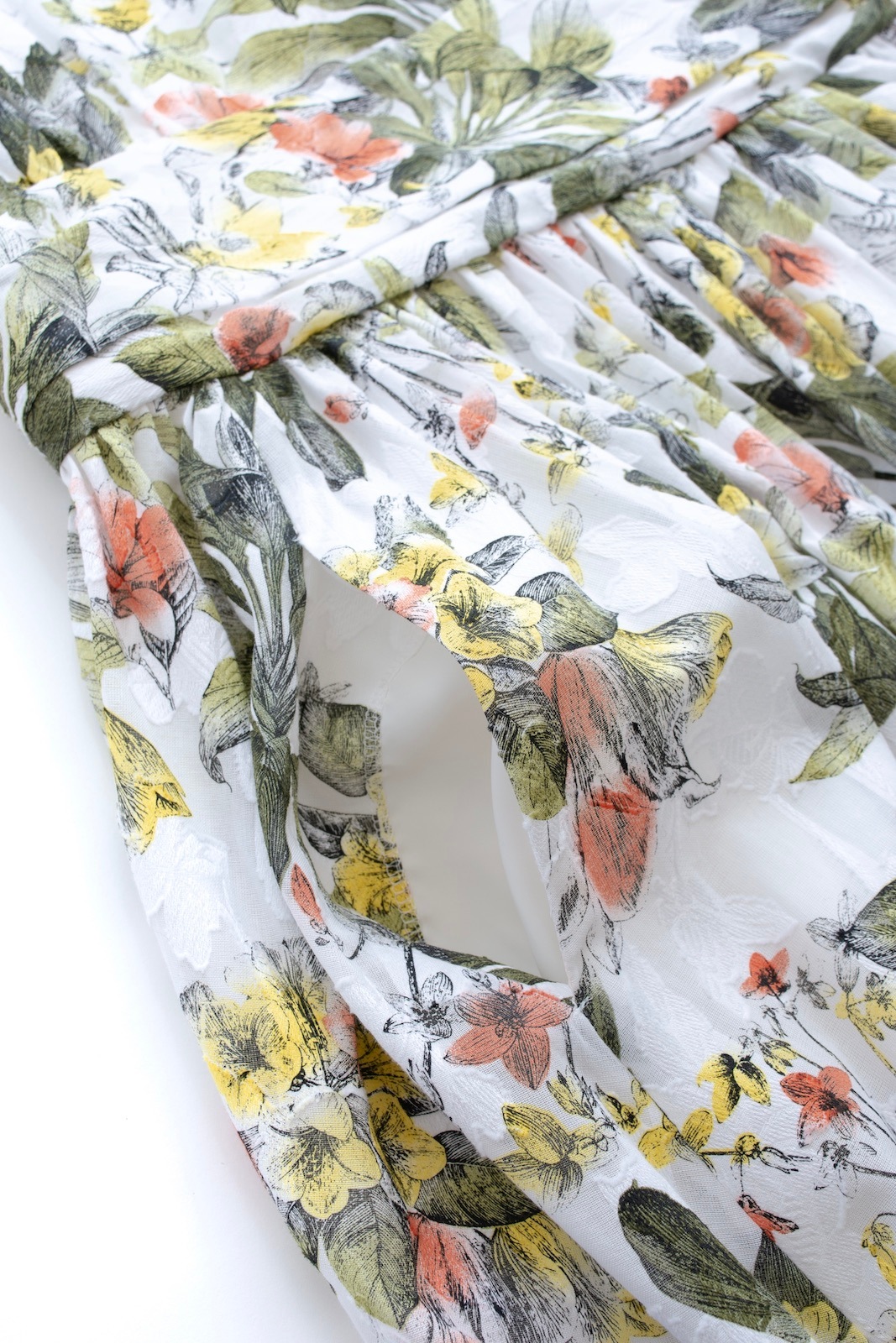 パフスリーブVネックフラワーワンピース | DRESS | OBLI