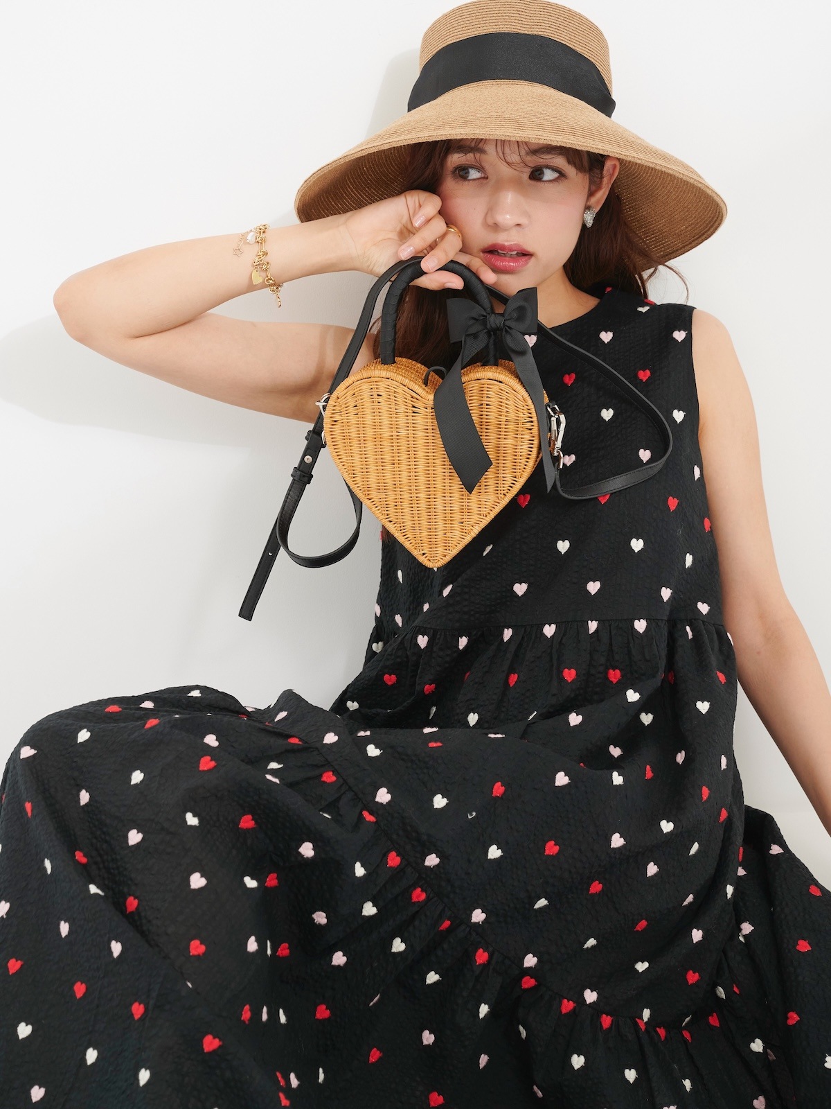 ハート刺繍ワンピース/レッドマルチ