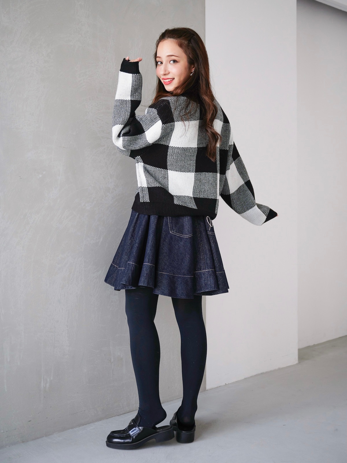 ピンクステッチデニムスカート