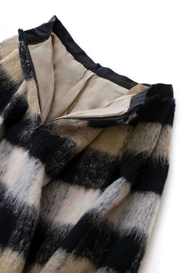 シャギータックスカート | ALL ITEM | OBLI