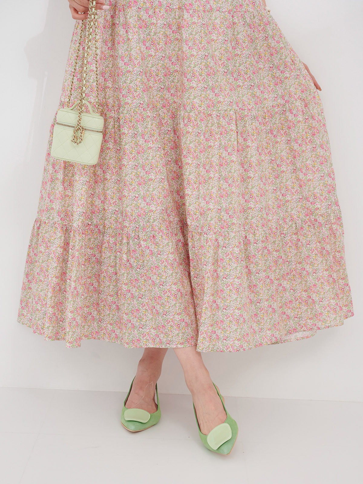 5月14日21:00発売開始】ピンクグリーンフラワーワンピース | DRESS | OBLI