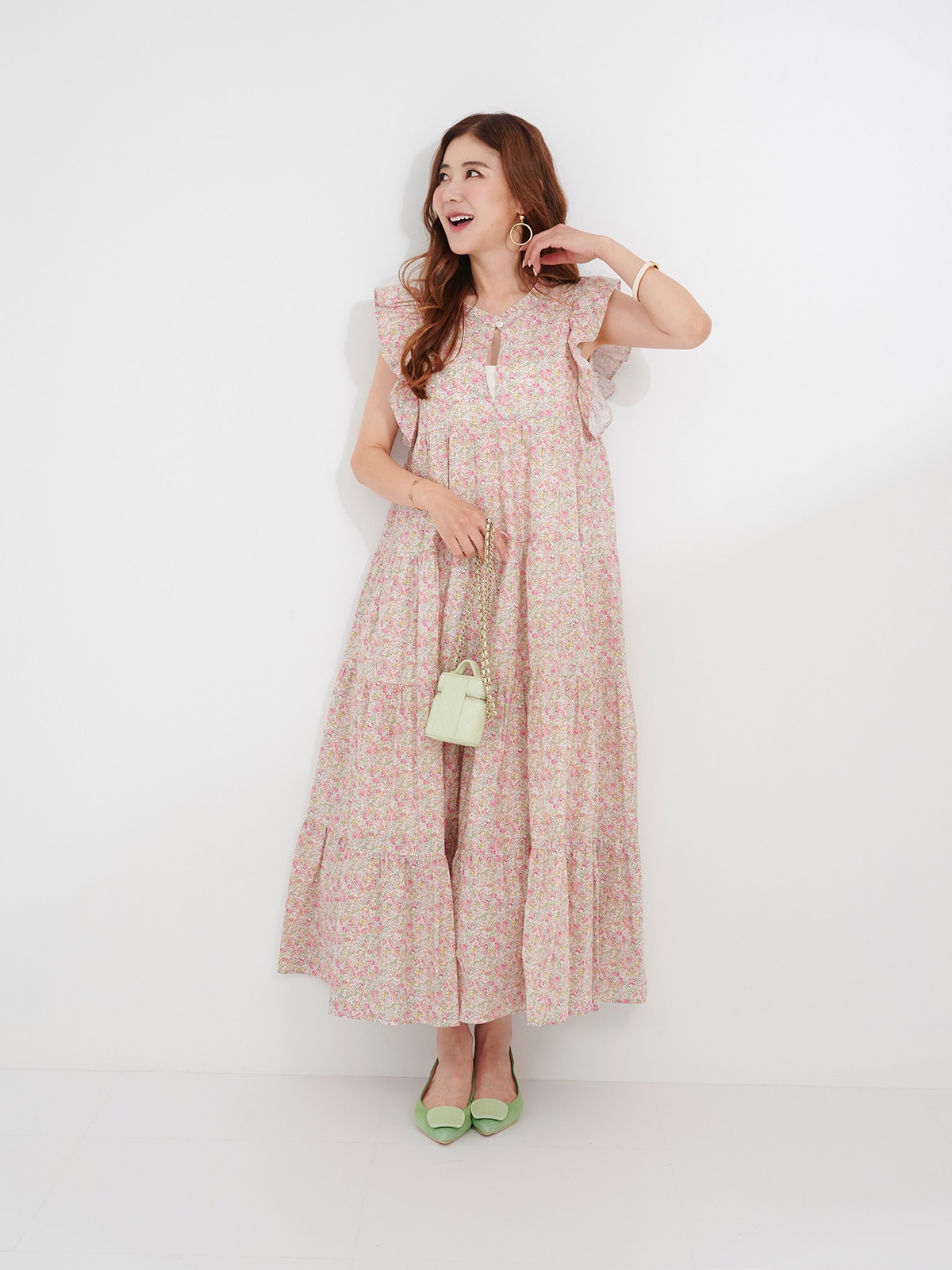 5月14日21:00発売開始】ピンクグリーンフラワーワンピース | DRESS | OBLI