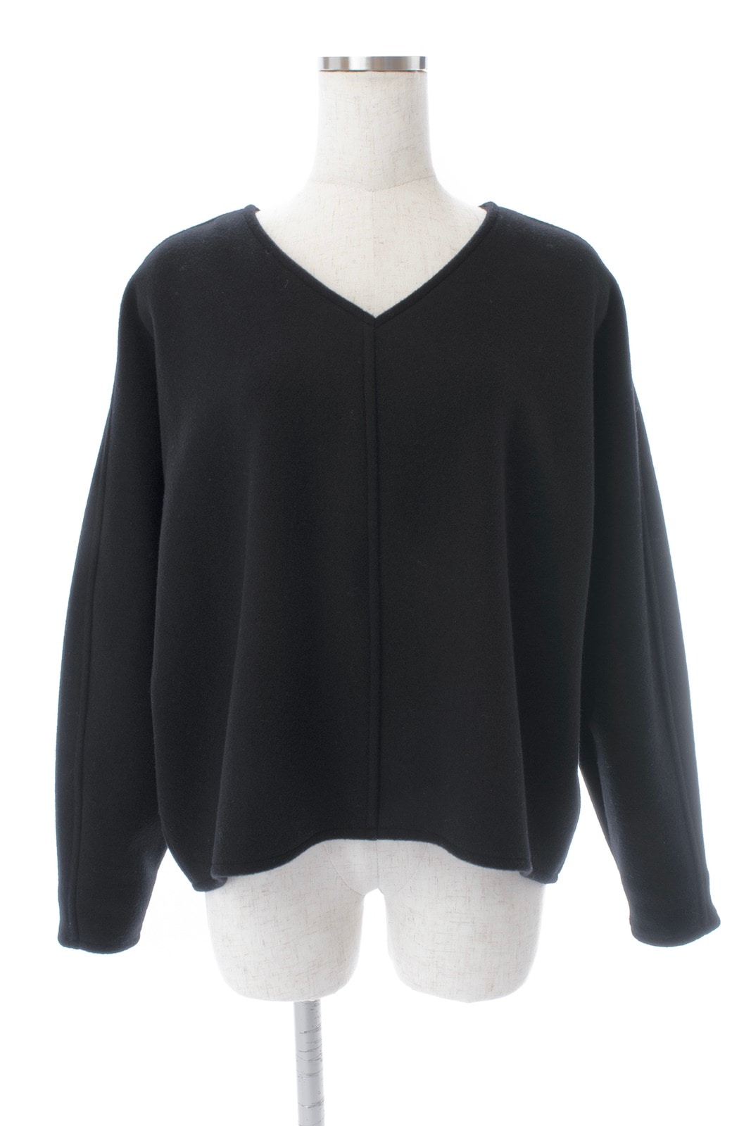 Vネックウールトップス/ブラック