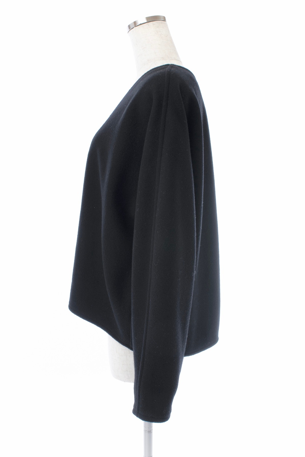 Vネックウールトップス/ブラック