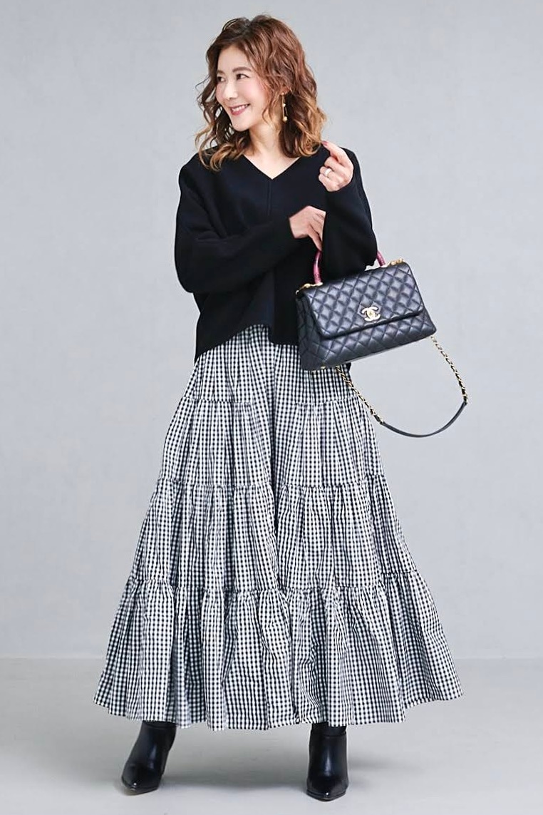 Vネックウールトップス/ブラック