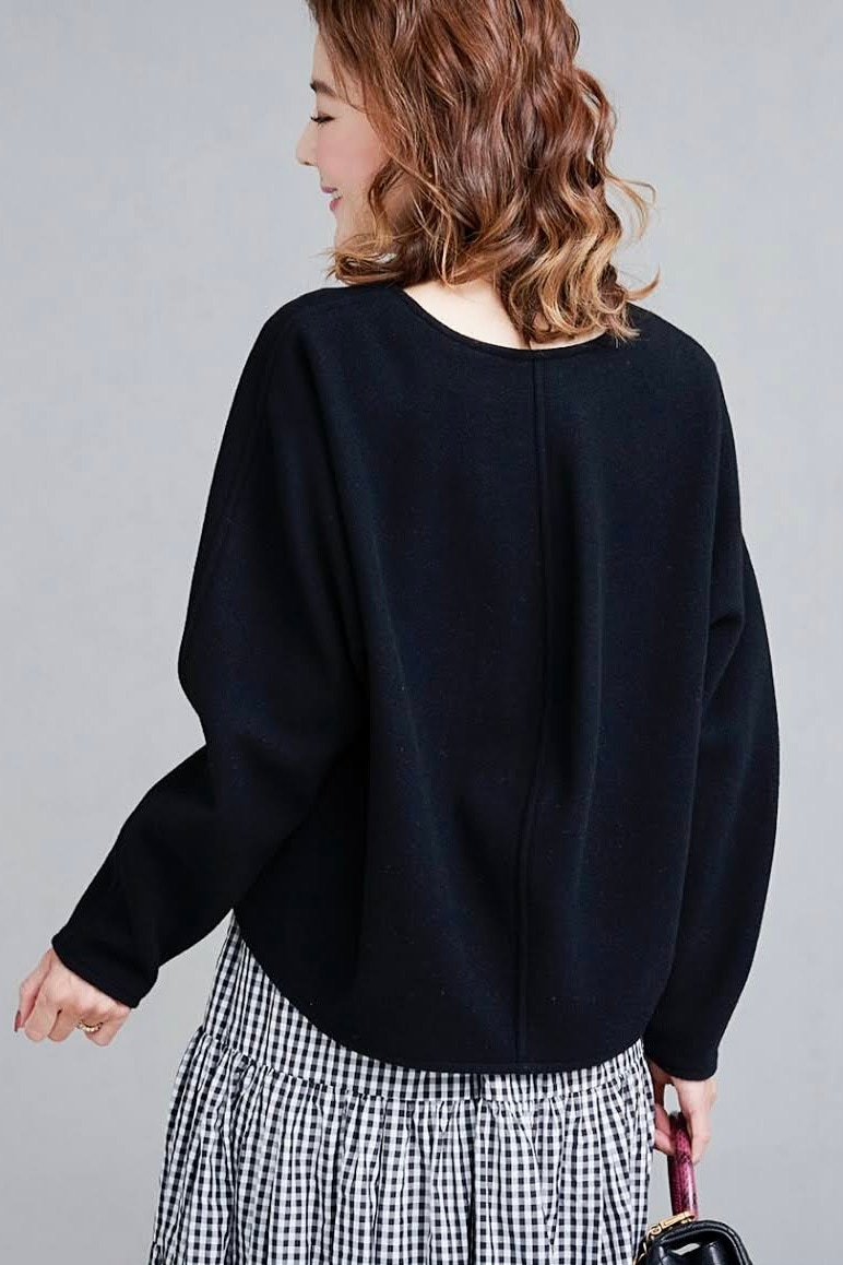 Vネックウールトップス/ブラック