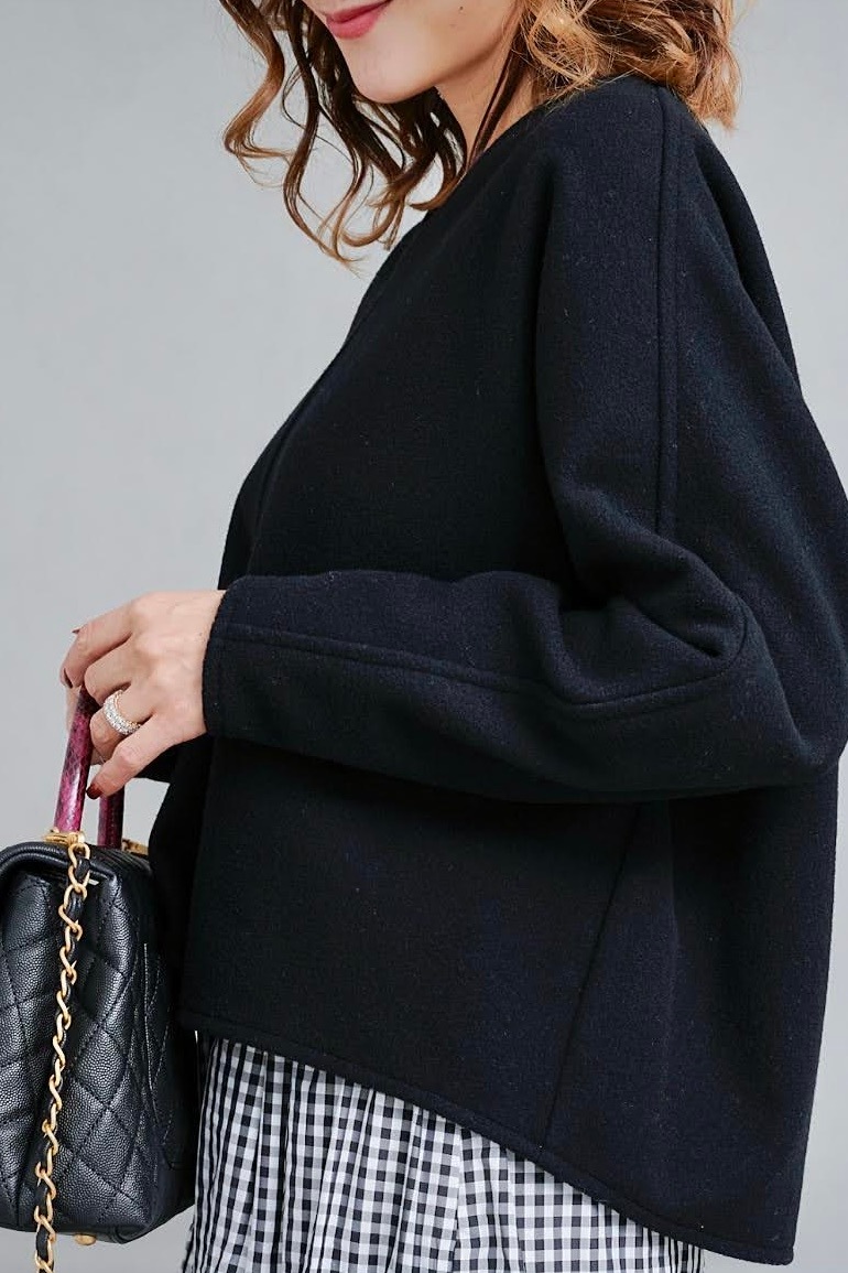 Vネックウールトップス/ブラック