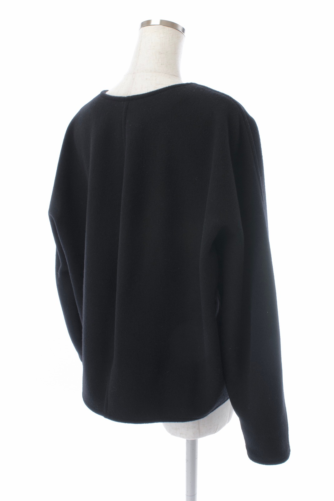 Vネックウールトップス/ブラック