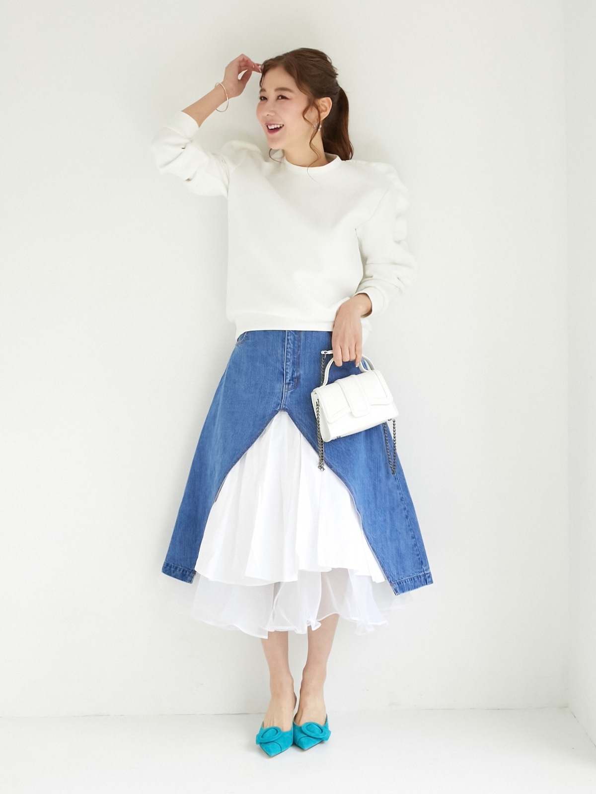 フリルスウェット