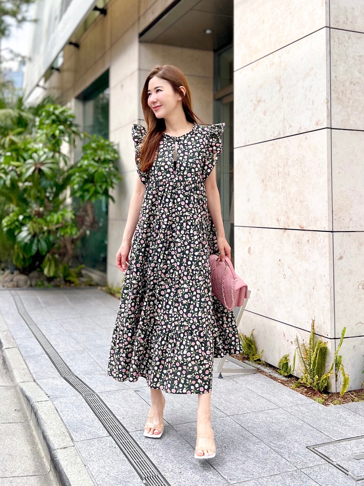 オブリ　ワンピース フラワーフリルワンピース/ブラック | DRESS | OBLI