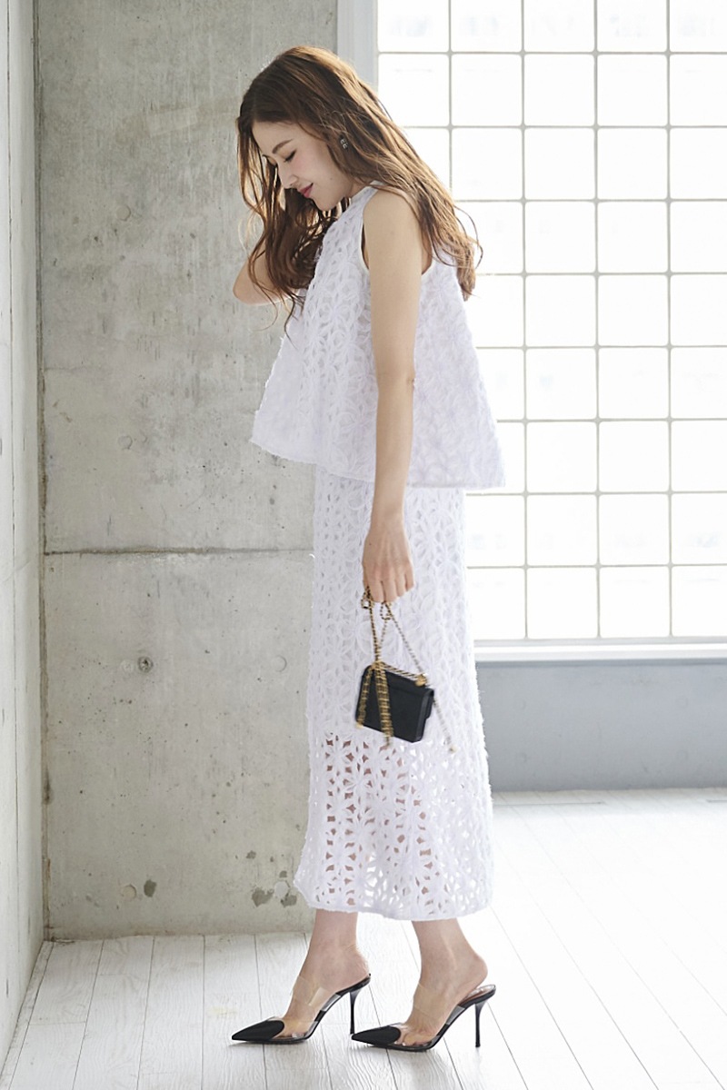 フローラルレーストップス