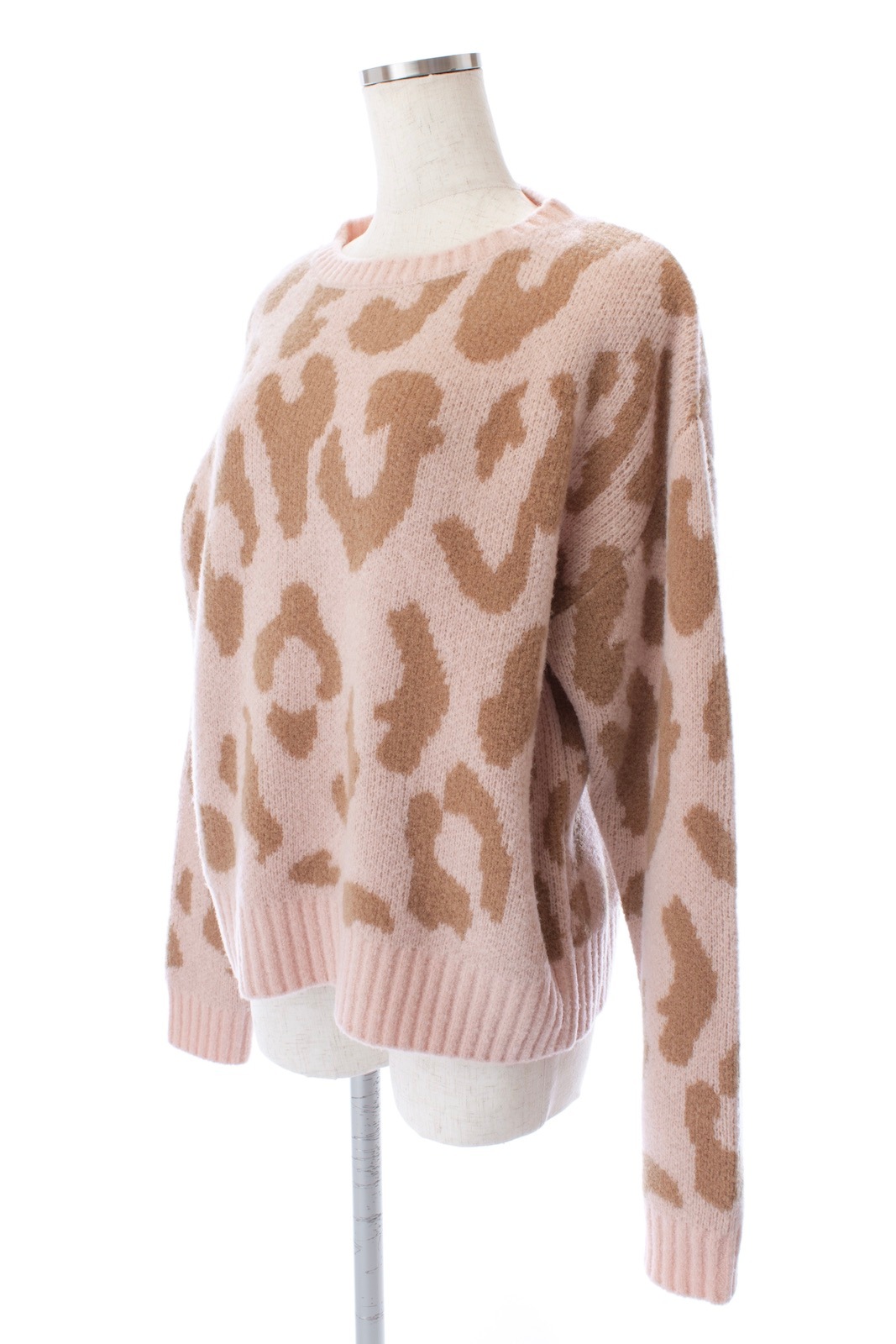 ピンクレオパードニット