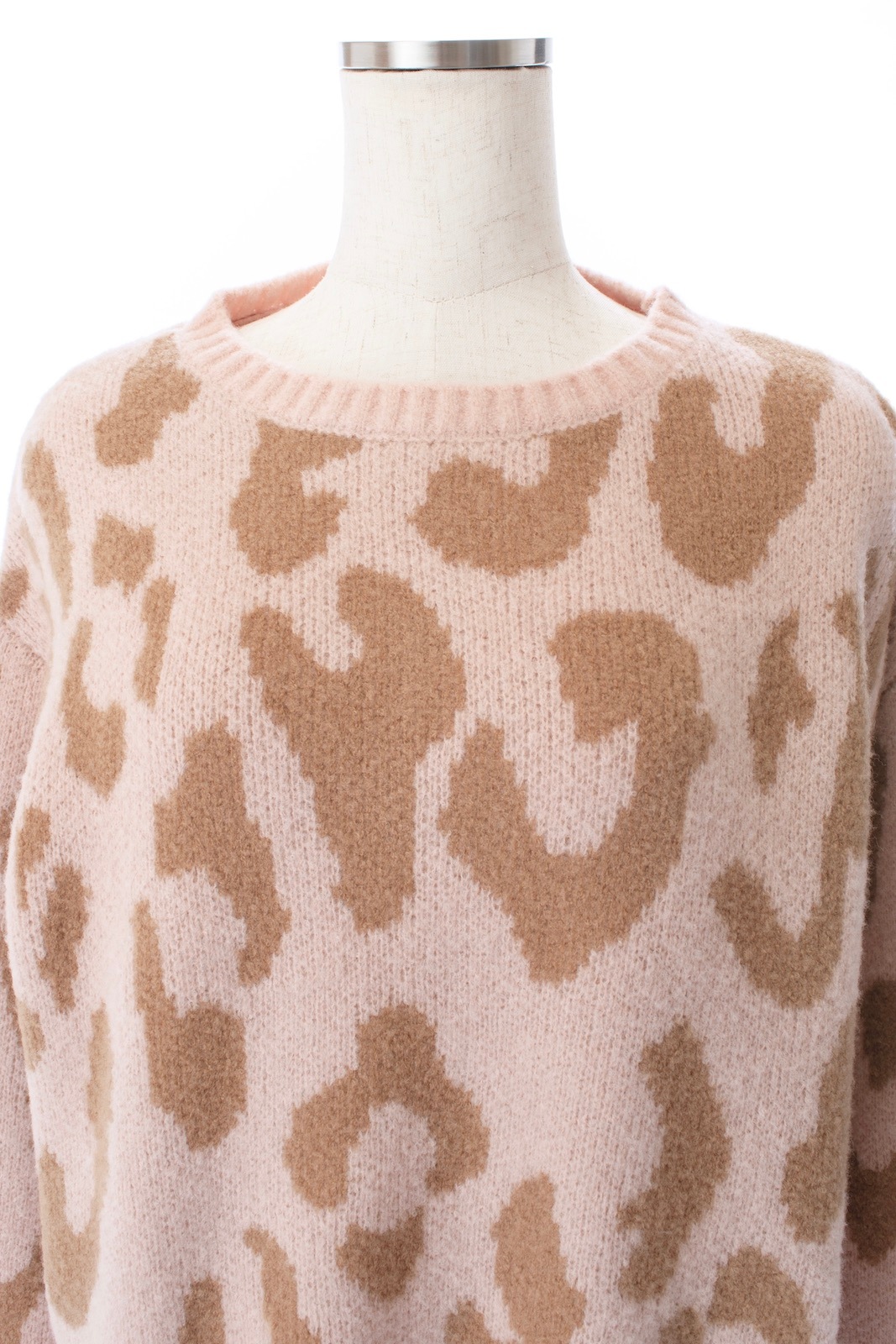 ピンクレオパードニット