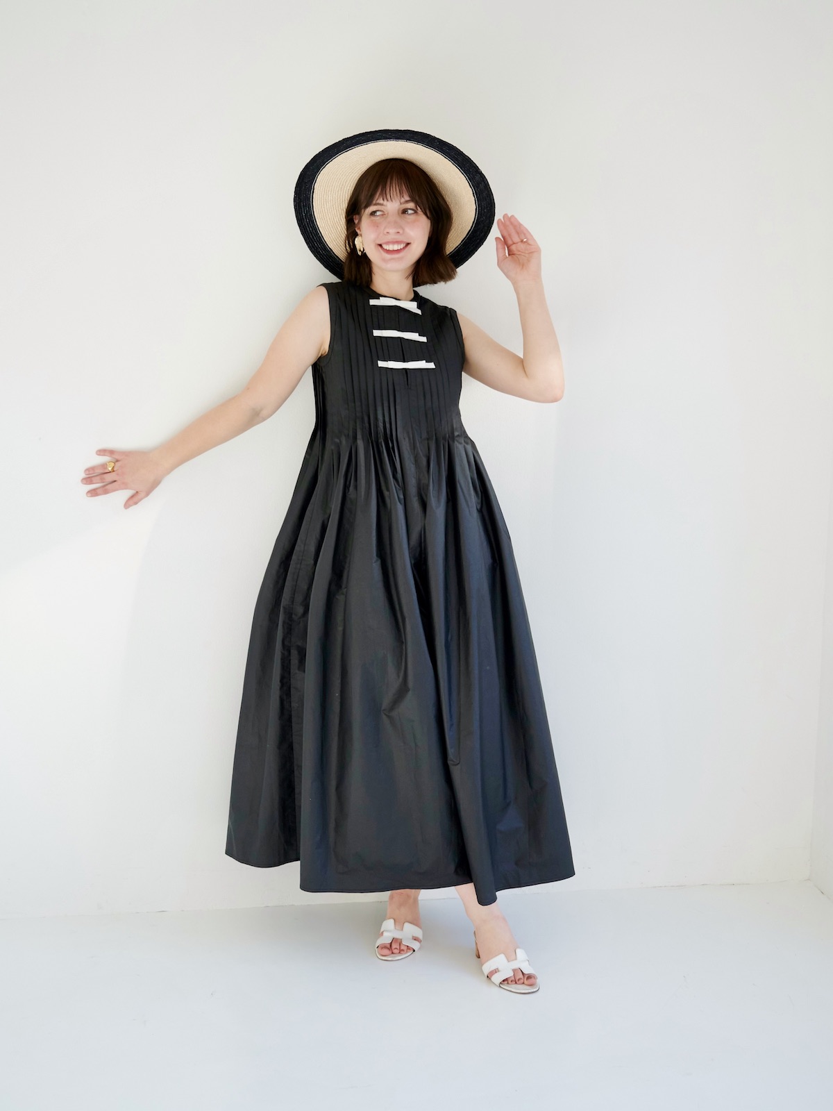 ピンタックバイカラーワンピース【残り1点】 | ALL ITEM | OBLI