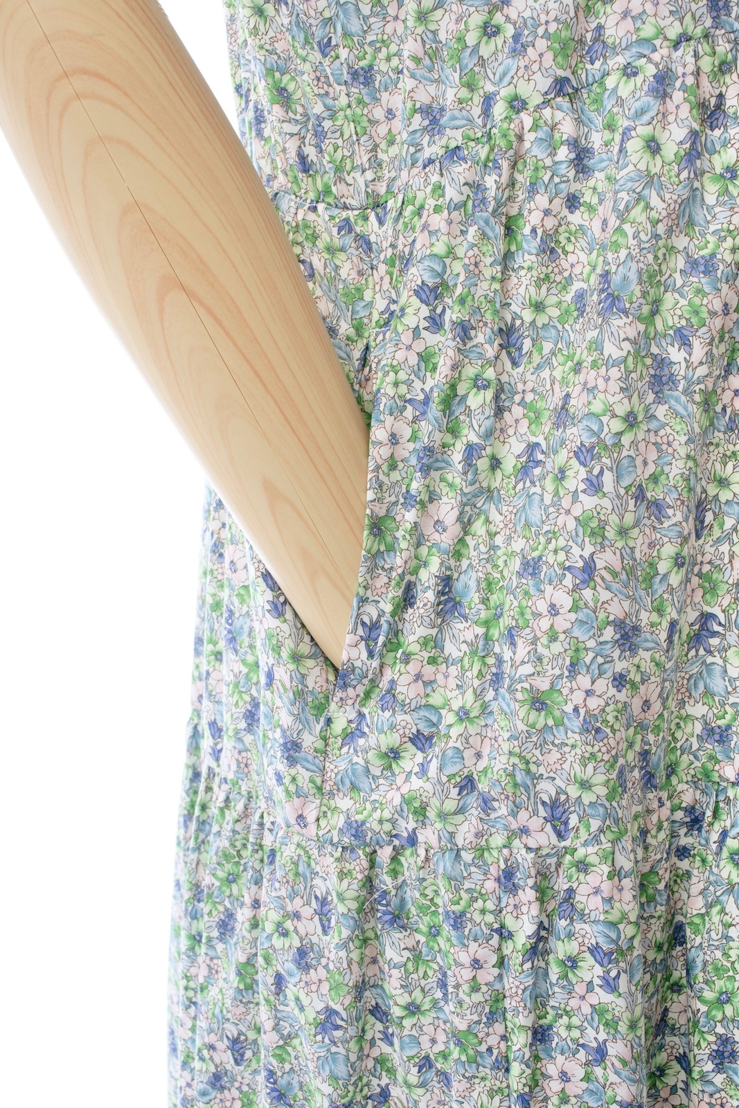 フラワーティアードワンピース/ブラック | DRESS | OBLI