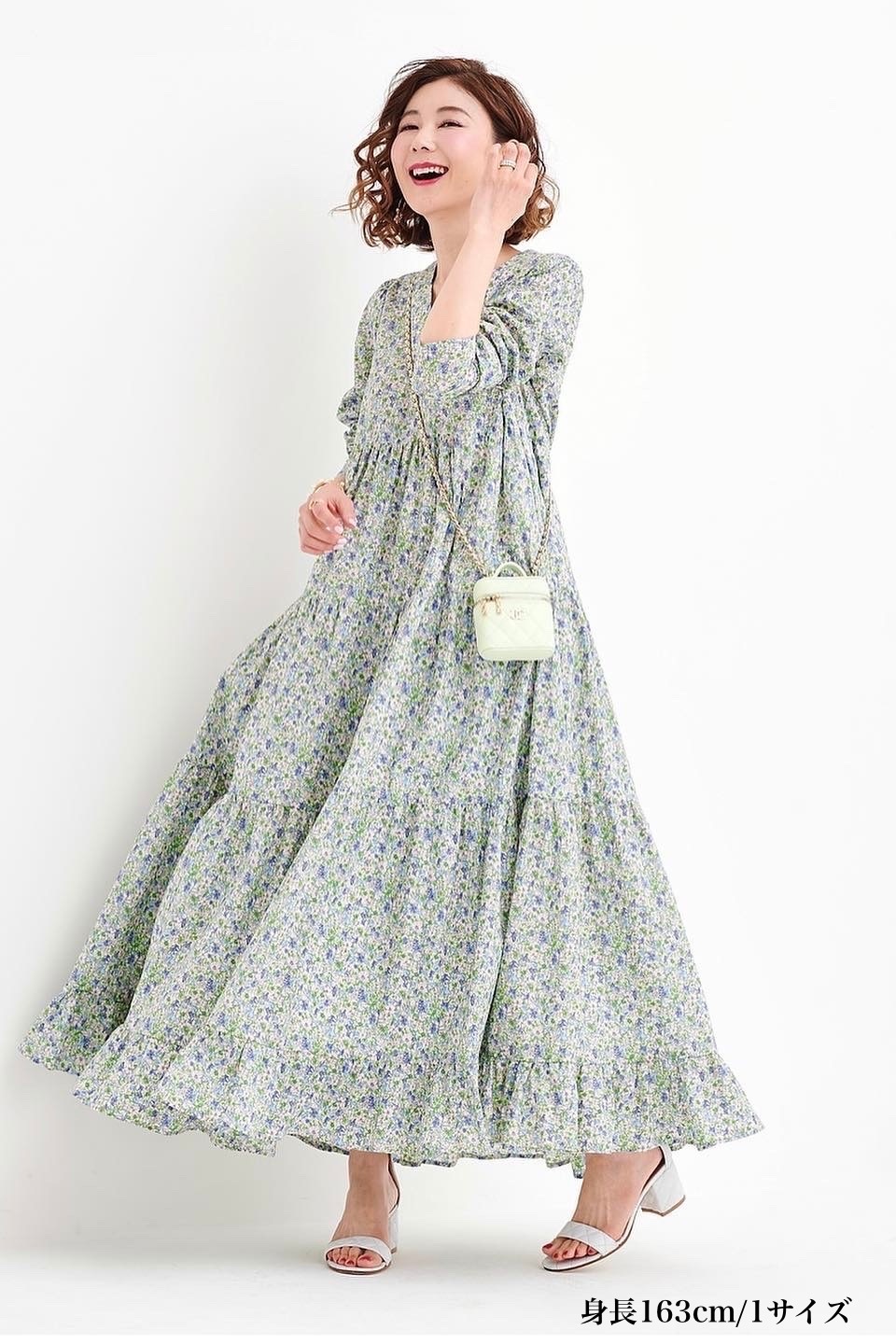 OBLI オブリ Vネック フラワー ティアード ワンピース グリーン