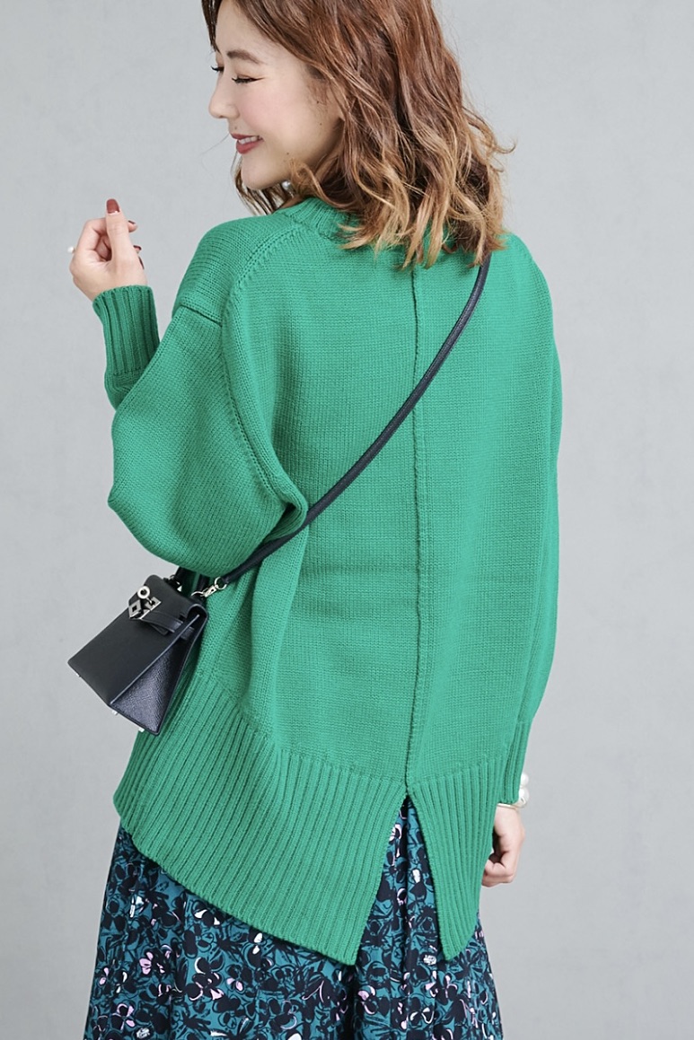 バックスリットカラーニット/グリーン