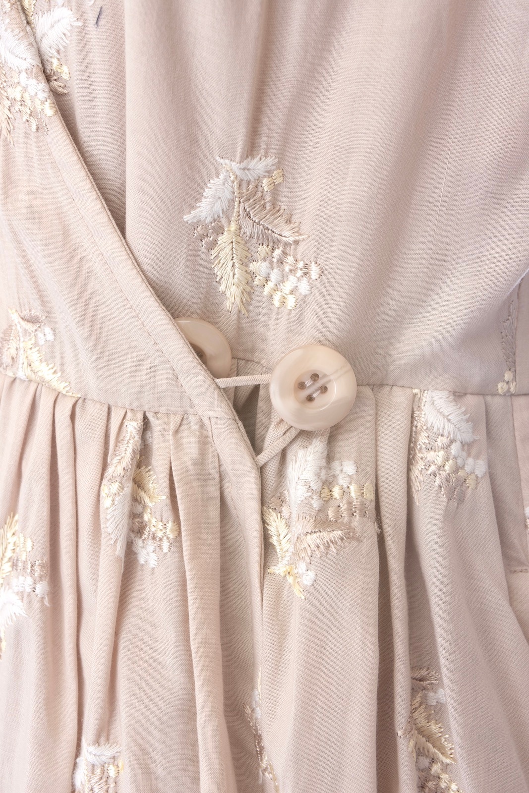 【新品未使用】OBLI ベージュラップワンピース サイズ1 ベージュラップワンピース【残り1点】 | DRESS | OBLI