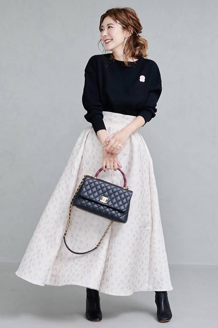 ピンク刺繍ロゴニット | ALL ITEM | OBLI