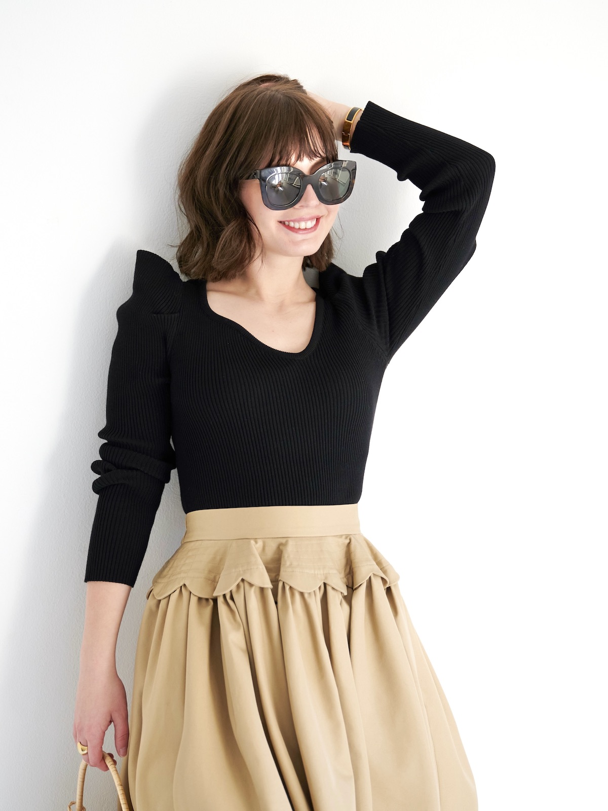 obli オブリ　スカラップリブニット　　ブラック スカラップリブニット/ブラック | TOPS | OBLI