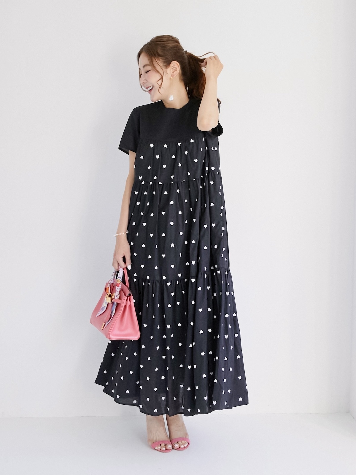 ハート刺繍ティアードワンピース ハート刺繍ティアードワンピース/ピンク | DRESS | OBLI
