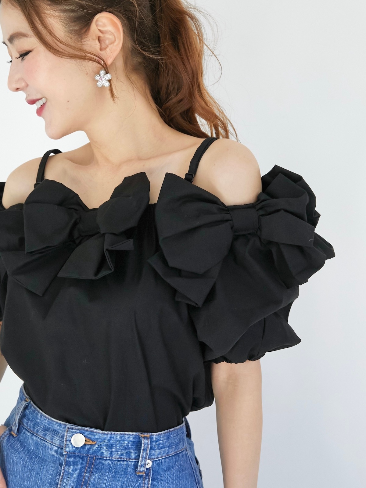 【オープニング 大放出セール】 オフショルリボンブラウス【残りわずか】 | OBLI | TOPS トップス