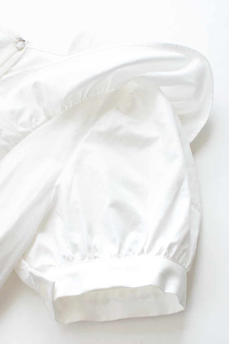 Vネックフリルコットンワンピース | DRESS | OBLI