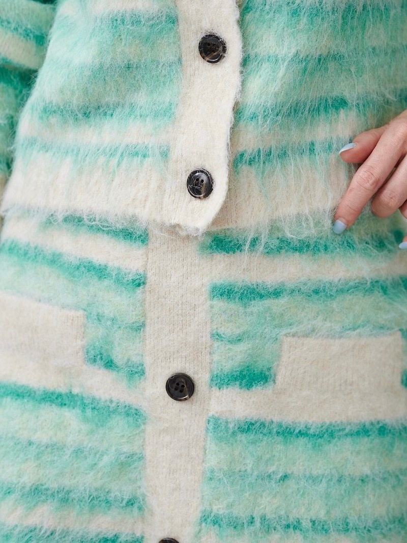 ボーダーニットスカート