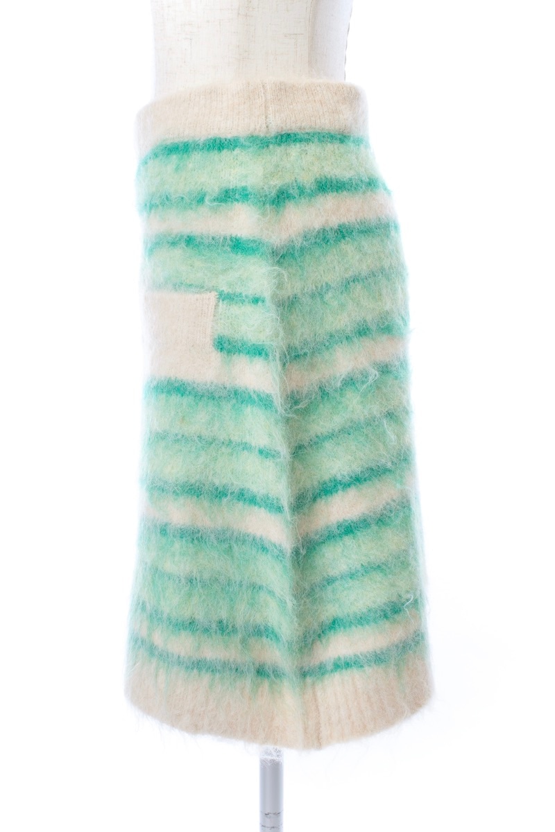 ボーダーニットスカート