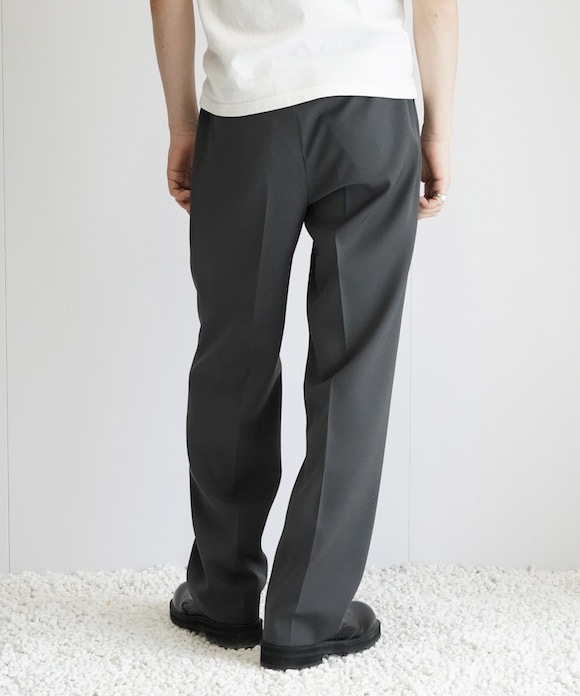 LIGHT WOOL MAX GABARDINE TWOTUCK SLACKS csm.fi.cr