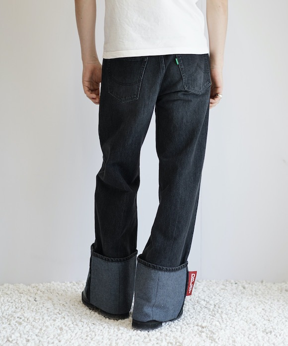RECYCLE DENIM LOW-RISE DENIM PANTS インディゴ RECYCLE DENIM LOW-RISE DENIM PANTS インディゴ