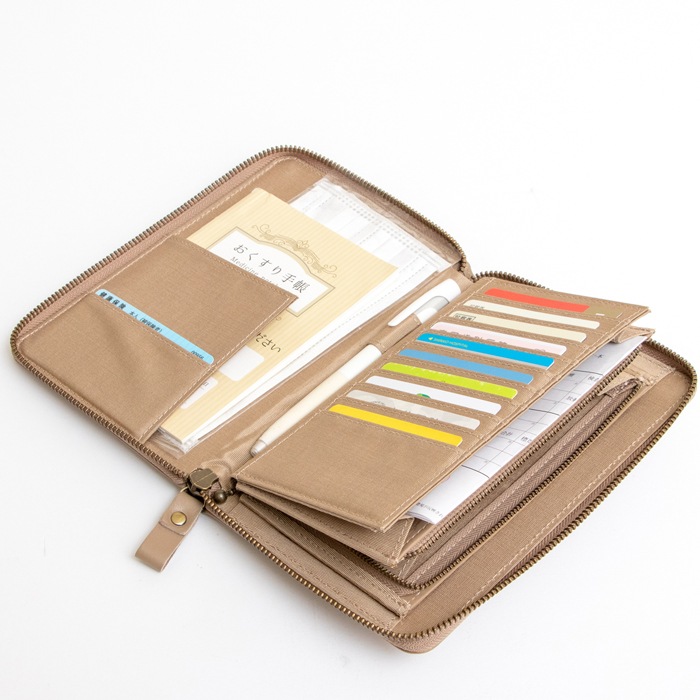 ���� ���ݡ��������륹<br>������Ģ���С�