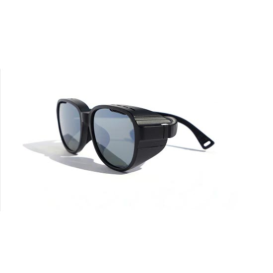 フロート シエラ マットブラック／グレーフラッシュミラー（偏光