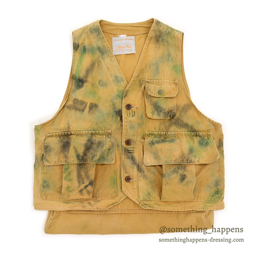 1970's STORM-PRUF HAND PAINT CAMO HUNTING VEST ...