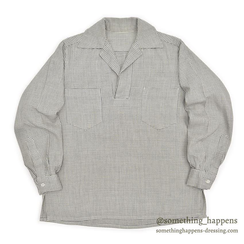 1950's BLACK / WHITE PLAID PULLOVER RAYON SHIRT ... 