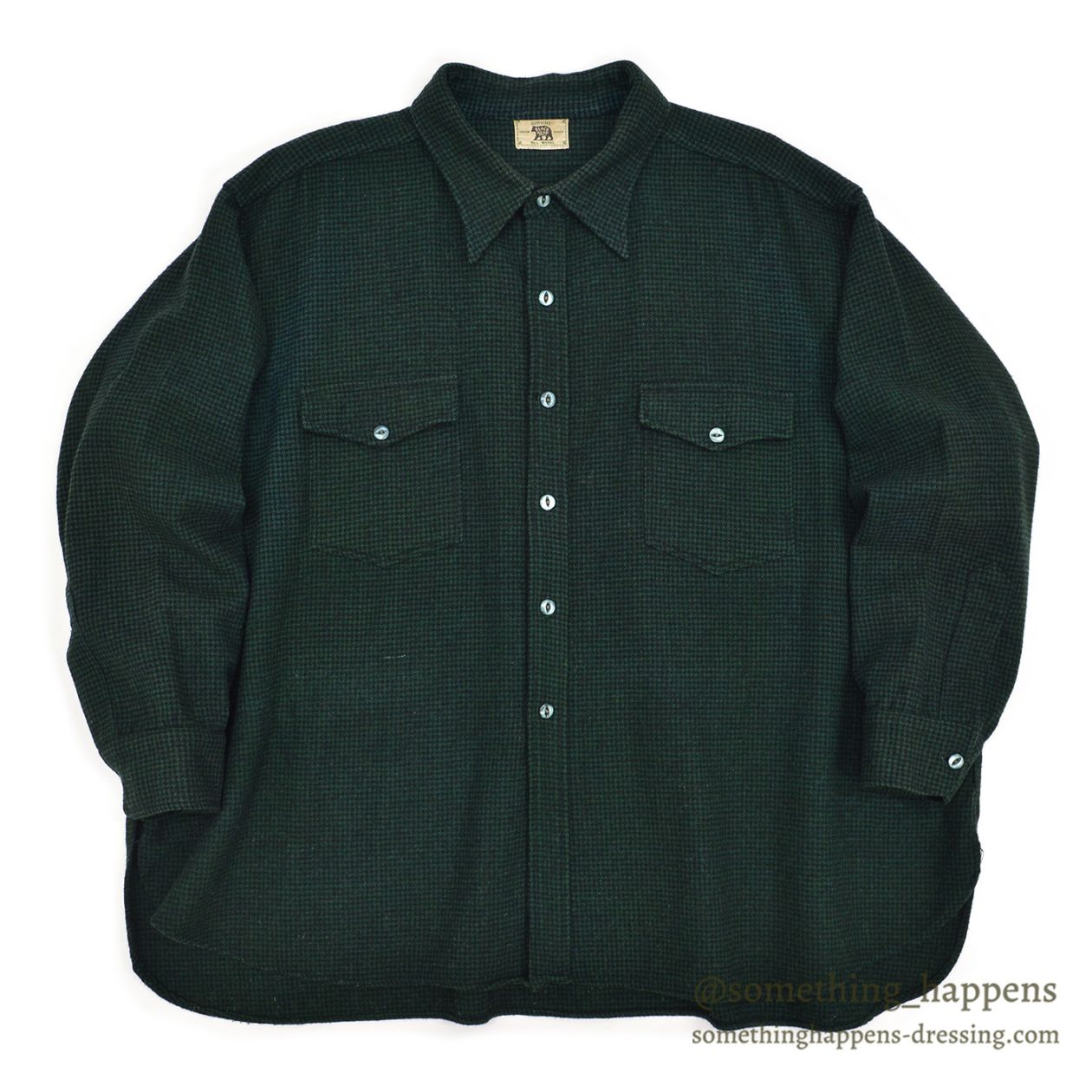 ~1940's BLACK BEAR HOUNDSTOOTH PATTERN WOOL FLANNEL SHIRT / RARE OVERSIZED PIECE ...