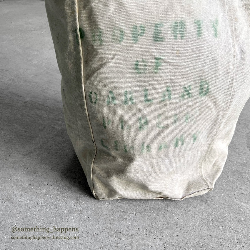 c.1960's PROPERTY OF OAKLAND PUBLIC LIBRARY CANVAS BAG ...