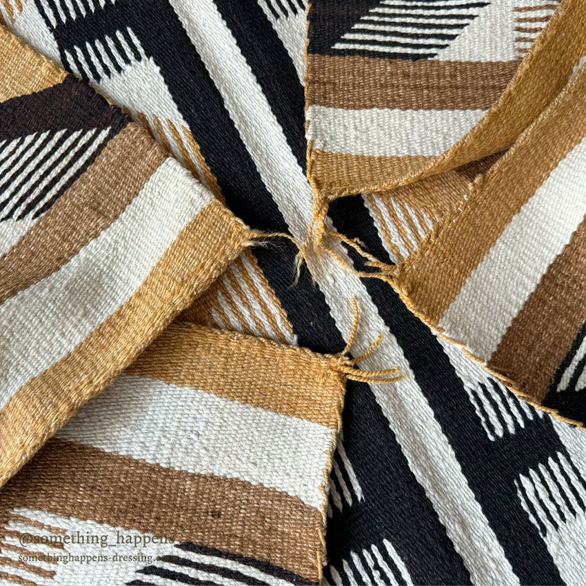 c.1940's NAVAJO RUG / RARE PATTERN / GEOMETRIC DIAMOND ... 140cm/86cm