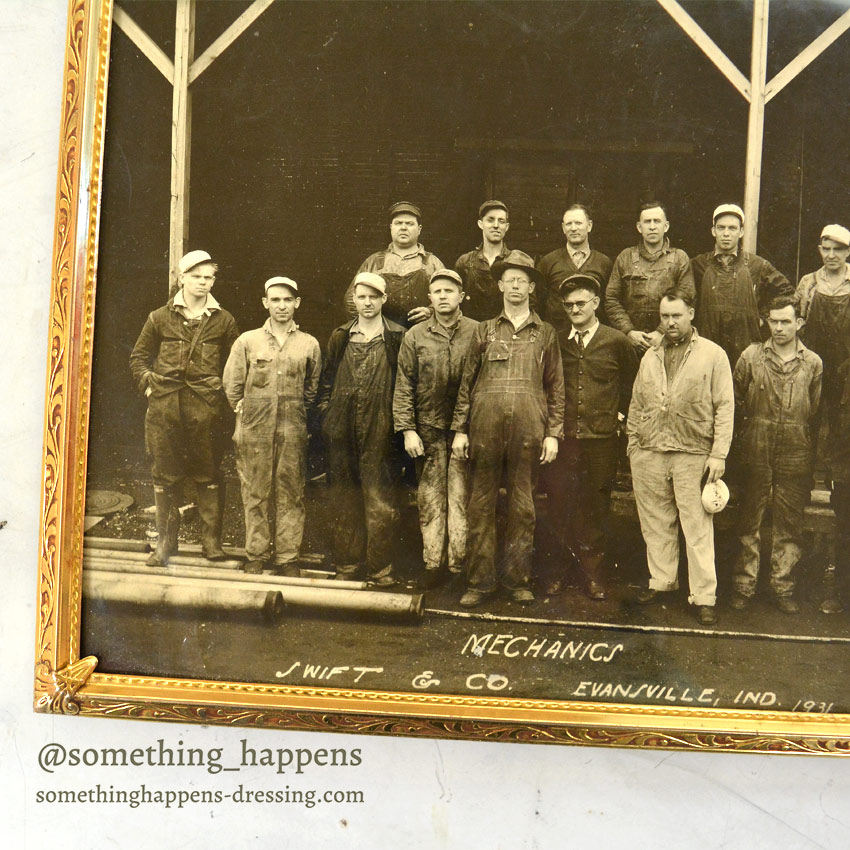 ANTIQUE WORKERS PHOTOGRAPH 1931. FRAMED ... 26cm/21cm