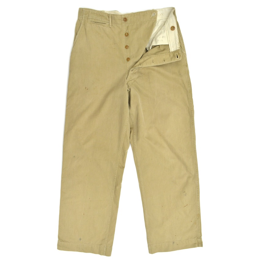 40's U.S.ARMY M-1943 カーキ ガスフラップ付 チノパンツ ... W32×L31