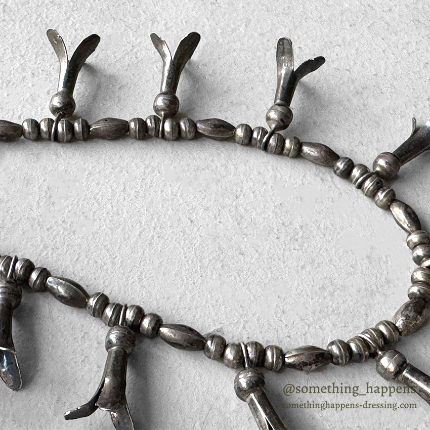 OLD NAVAJO NAJA SQUASH BLOSSOM SILVER BEADS NECKLACE ...