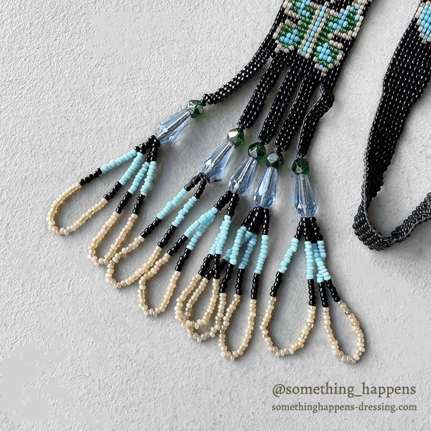 NATIVE AMERICAN SEED BEADS NECKLACE / WHIRLING LOGS ...