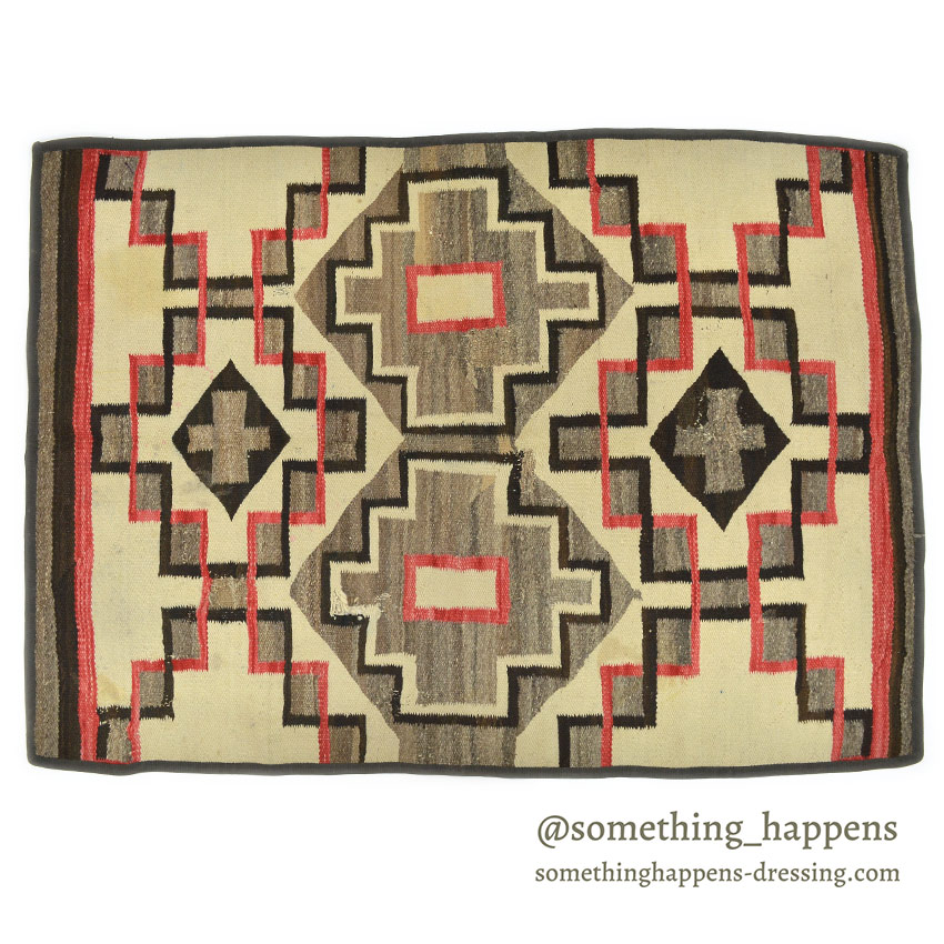 c.1930's NAVAJO RUG CROSS AND STEPPED DIAMOND PATTERN ... 168cm×118cm