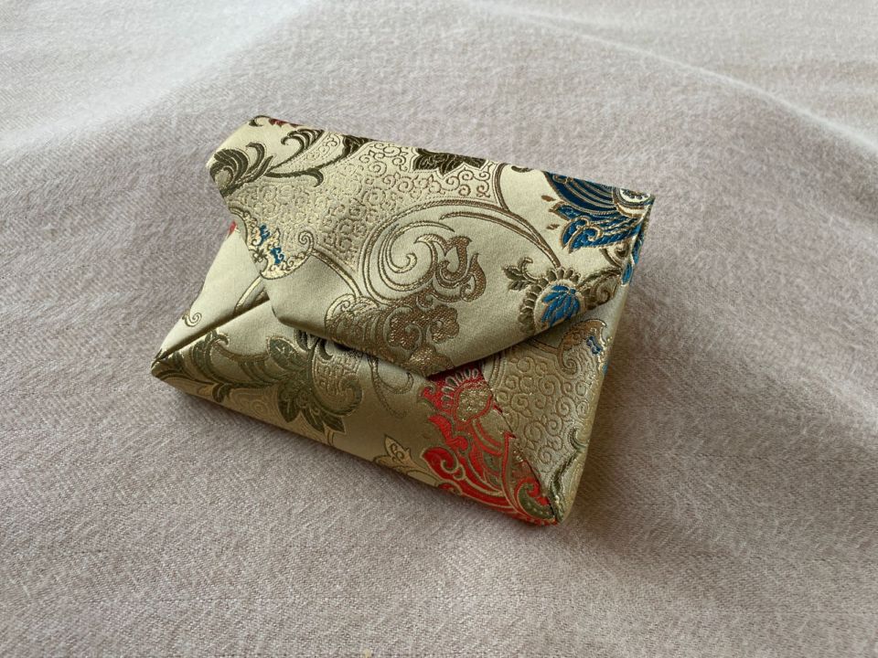 数寄屋袋／SUKI（中）アンティーク着物（帯）