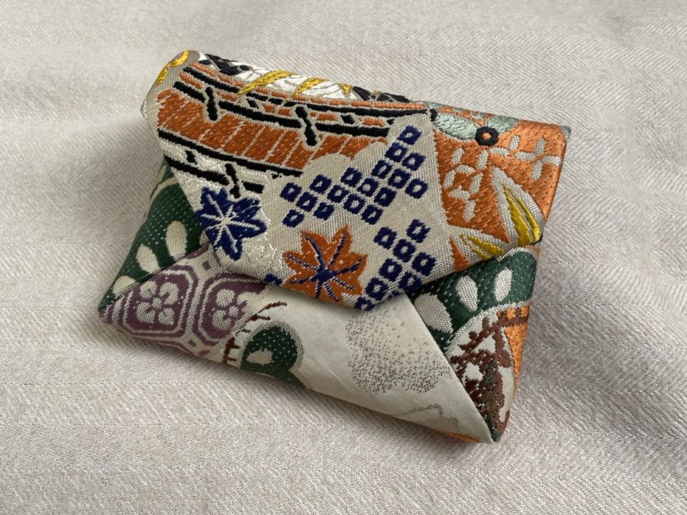 数寄屋袋／SUKI（中）アンティーク着物（帯）