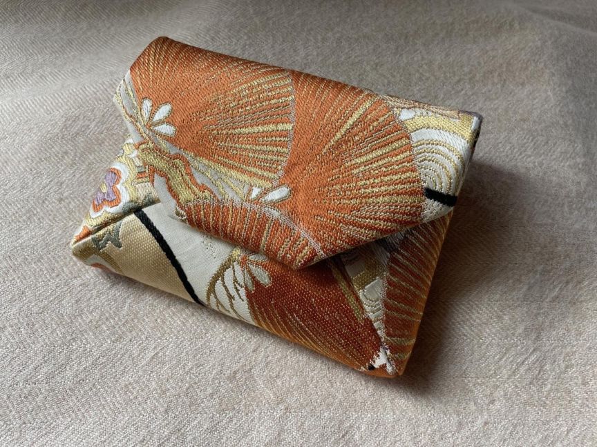 数寄屋袋／SUKI（中）アンティーク着物（帯）