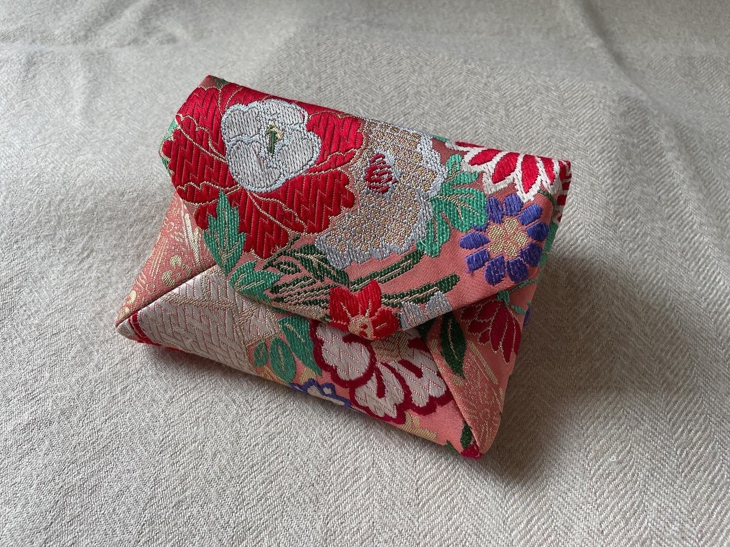 数寄屋袋／SUKI（中）アンティーク着物（帯）